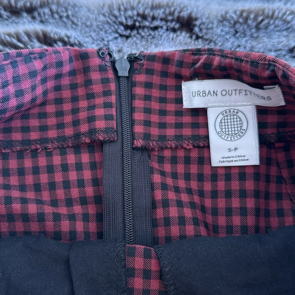 Urban Outfitters Red Gingham Skirt Size S - Picture 2 of 4